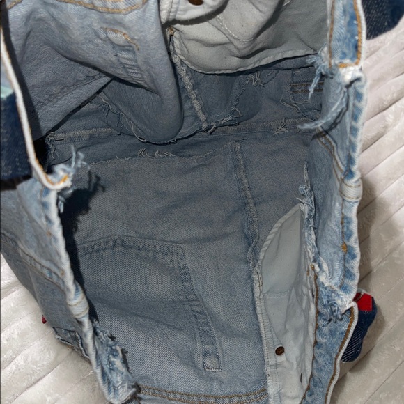 Levis 550 Custom Tote - Picture 5 of 10